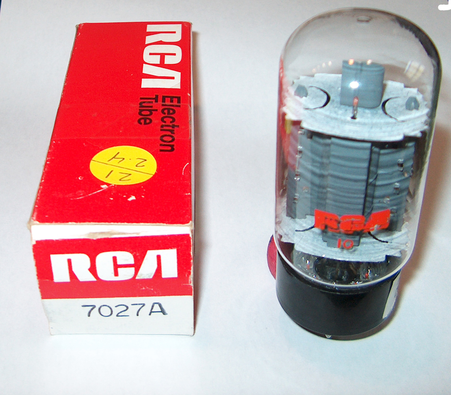 7027A RCA NOS USA SHORT BOTTLE